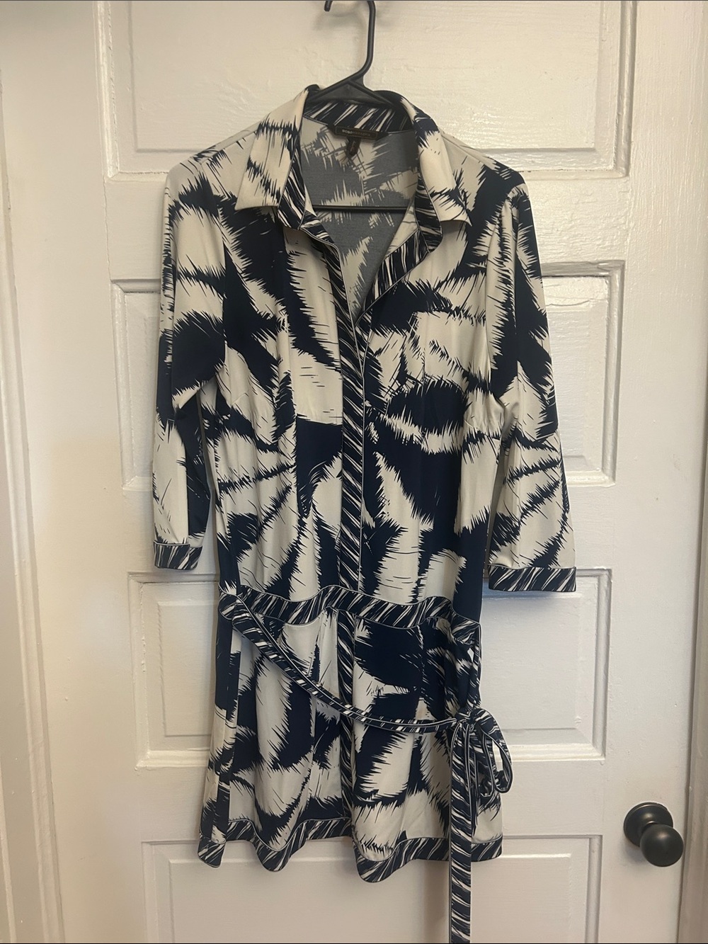 BCBGMaxAzria Navy and White Abstract Print Dress